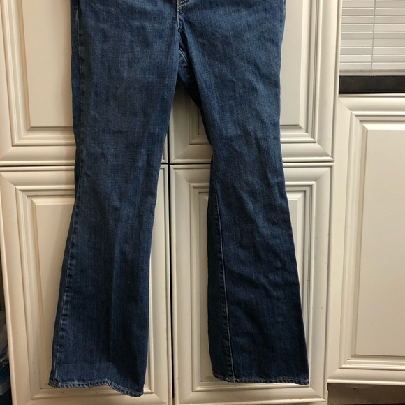 👶 40% OFF SALE Old Navy maternity jeans - Picture 2 of 8